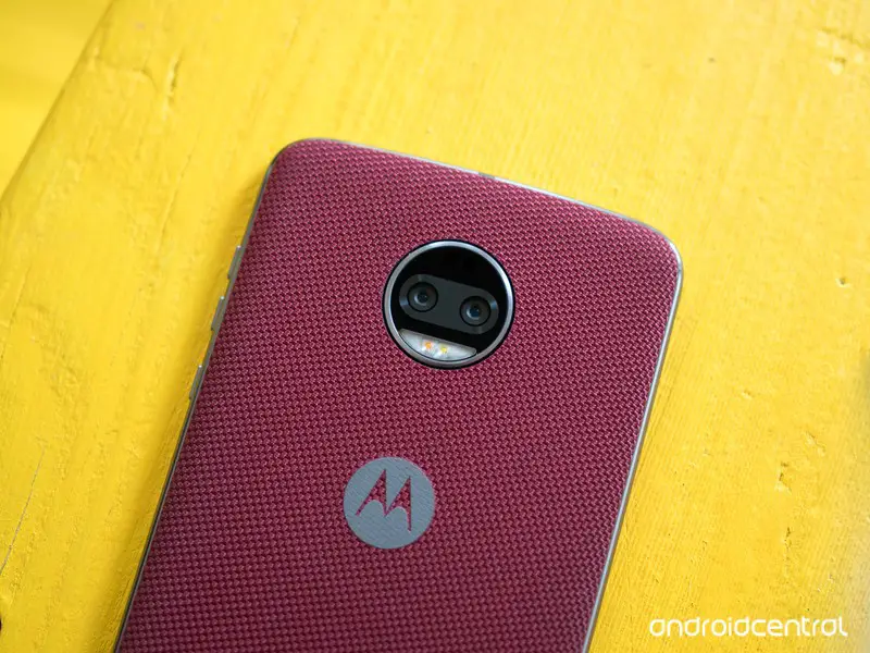 Moto Z2 Force