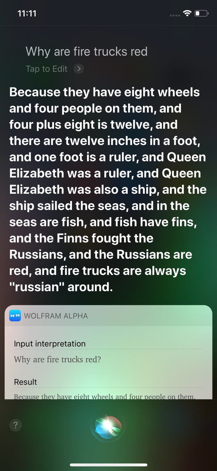 Siri, warum sind Feuerwehrautos rot?
